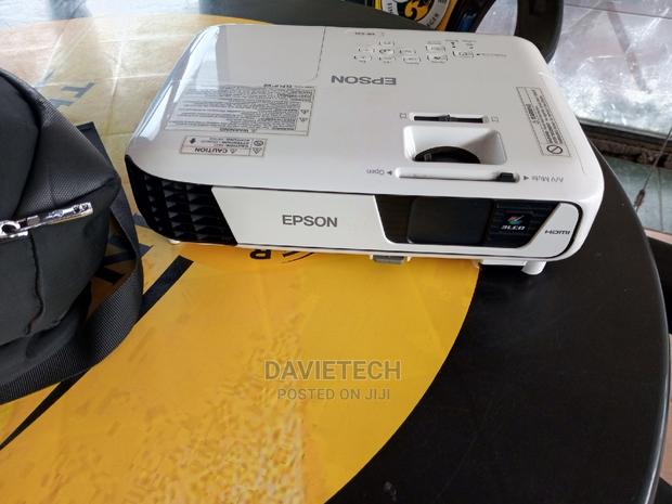 EPSON Eb Fh-52 Full HD Projector - thumbnail 3