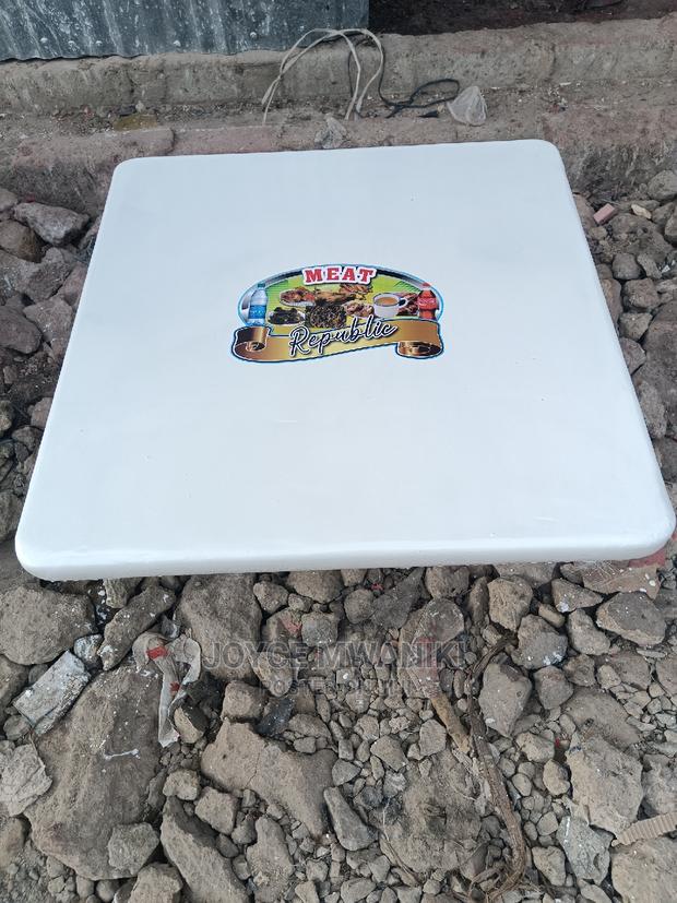 Restaurant Marble Table Top White With Logo