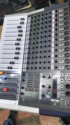Powered Mixer 12 Channel 1500x2 Output Power With Bt/Usb