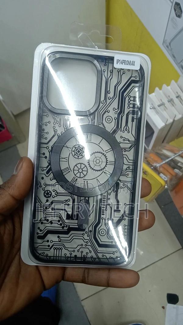 iPhone 14 Pro Max Mechanical Gear Gold Plated Magnetic Mags - main view