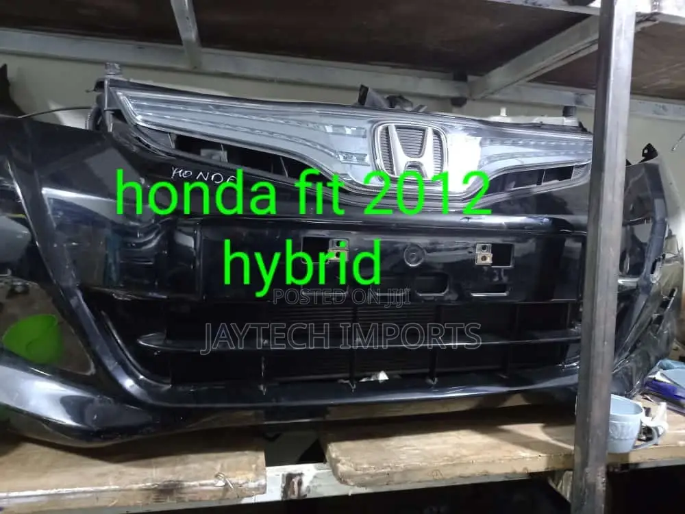 Honda Fit Nosecut 2012