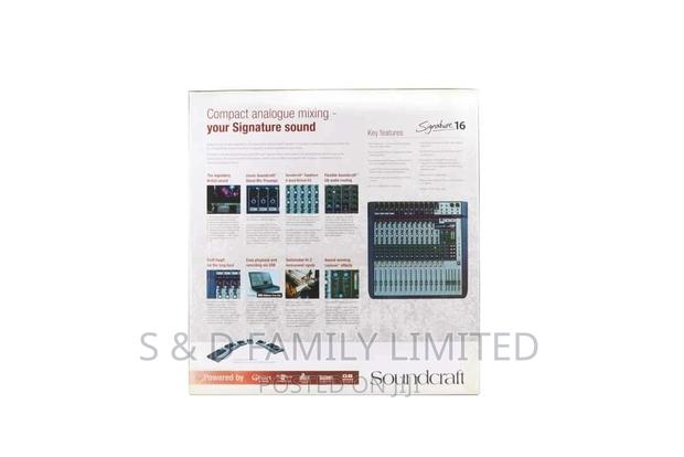 16 Channels Signature Plain Mixer - main view