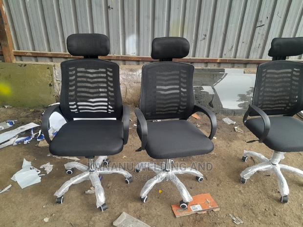 Imported Quality Headrest Office Chair - main view