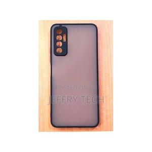 Tecno Camon 17p Back Cover - Black - thumbnail 2
