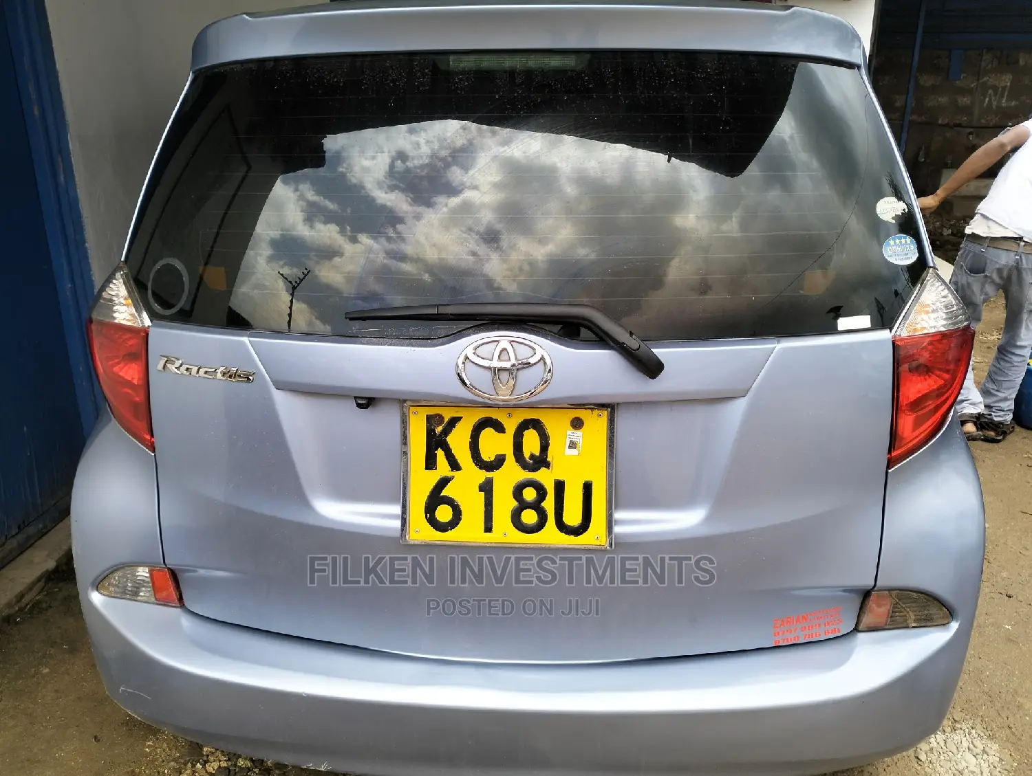 Toyota Ractis 1.5 FWD 2012 Blue