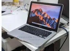 Laptop Apple MacBook 2012 6GB Intel Core I5 SSD 128GB