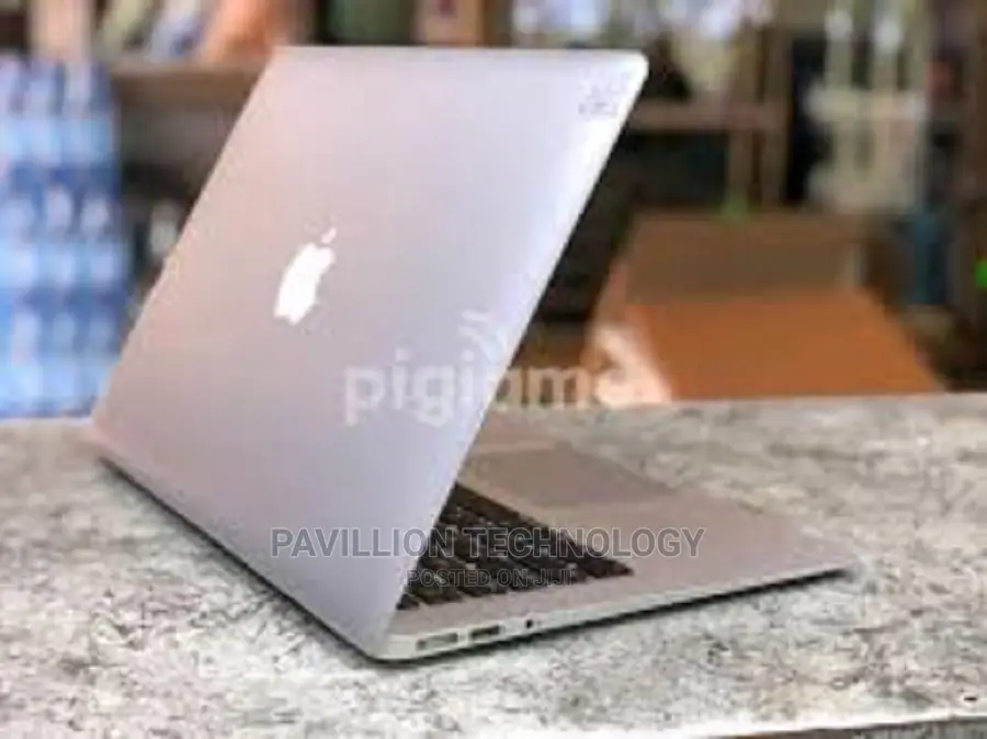 Laptop Apple MacBook Air 2013 4GB Intel Core i5 SSD 128GB