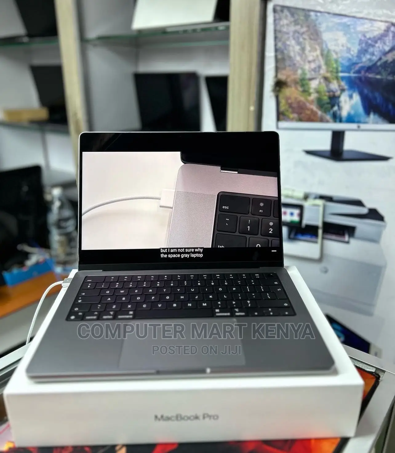 New Laptop Apple MacBook Pro M1 16GB Apple M1 Pro SSD 512GB