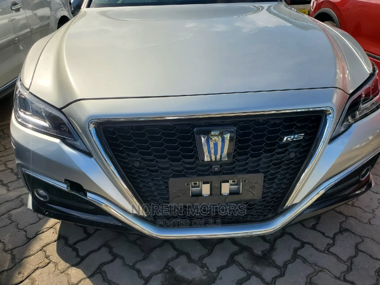 Toyota Crown 2020 Silver