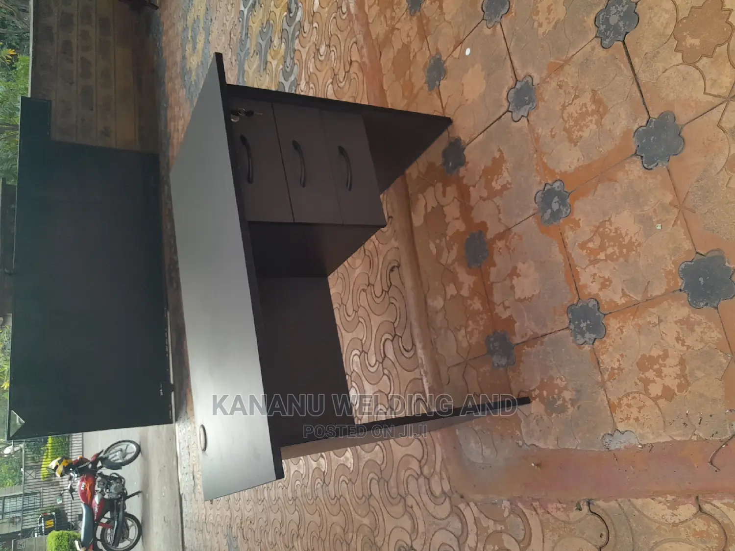 Office Desk