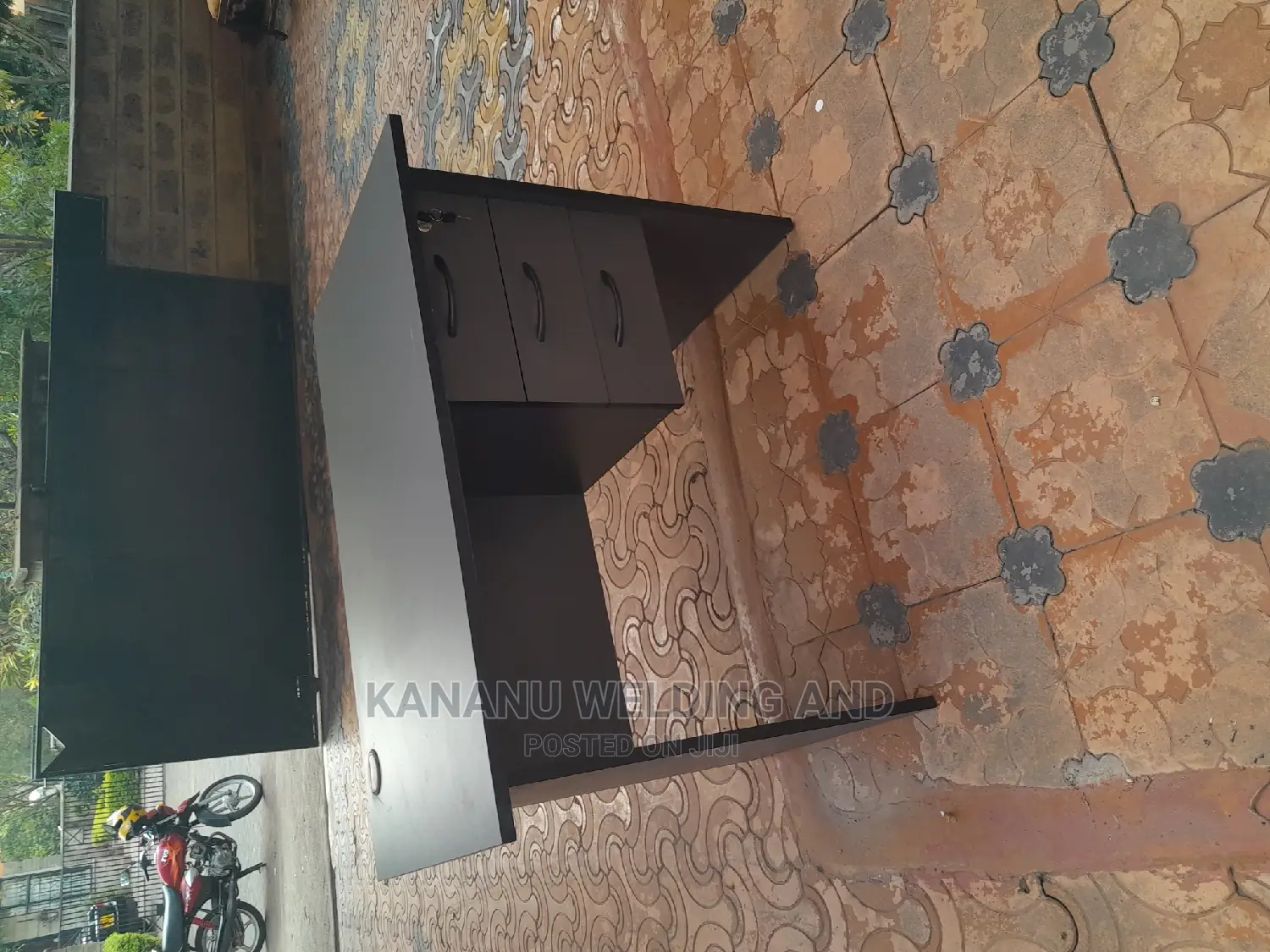 Office Desk