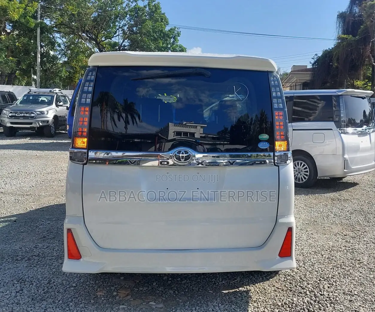 Toyota Voxy 2016 White