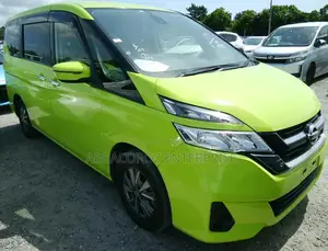 Nissan Serena 2017 Green