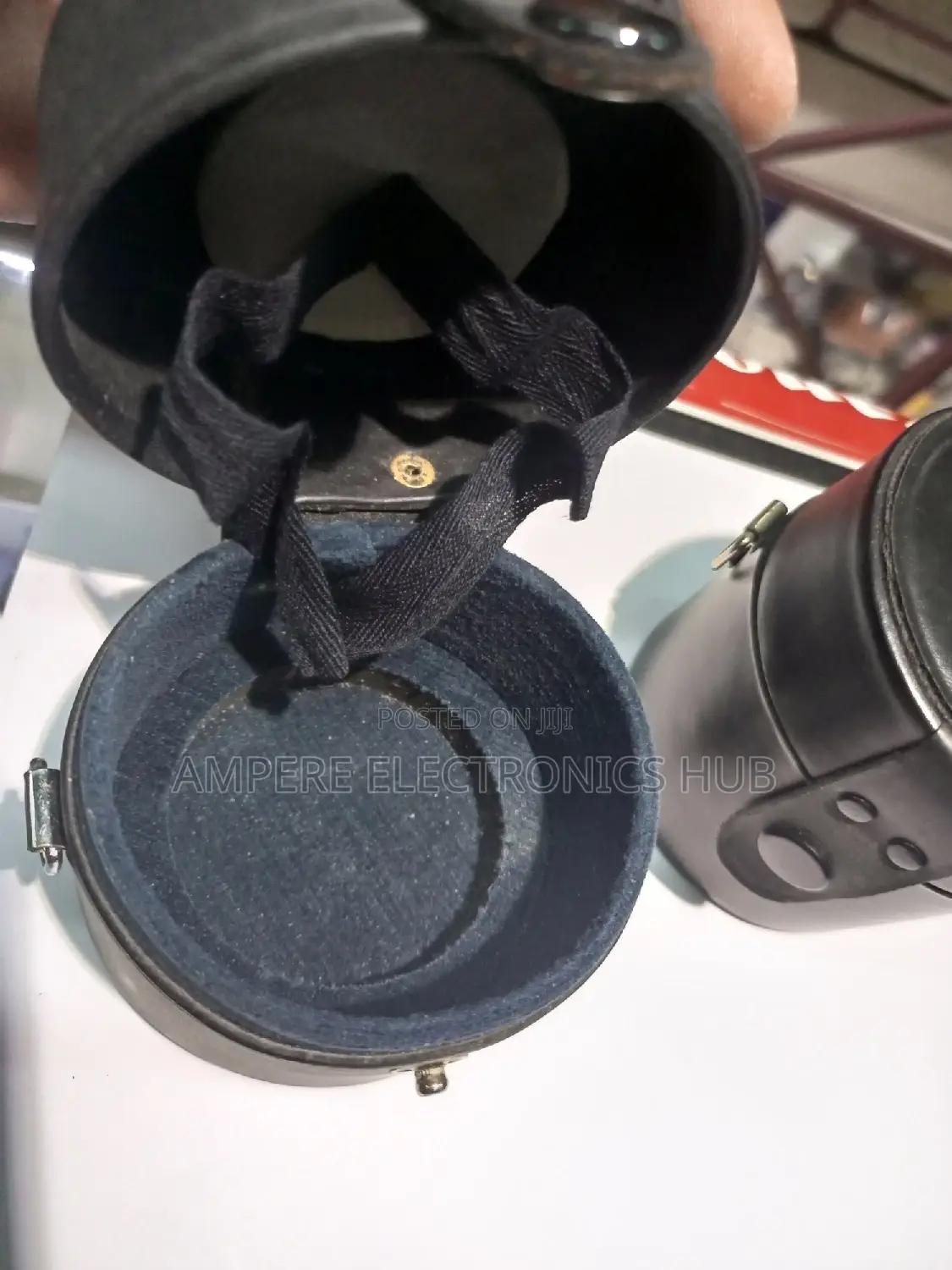 Lens Pouch - Hard Shell