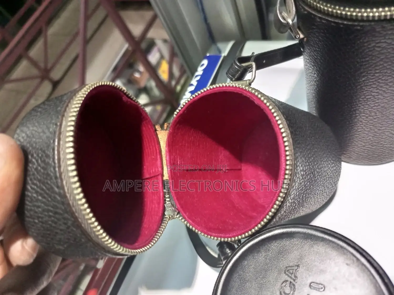 Lens Pouch - Hard Shell