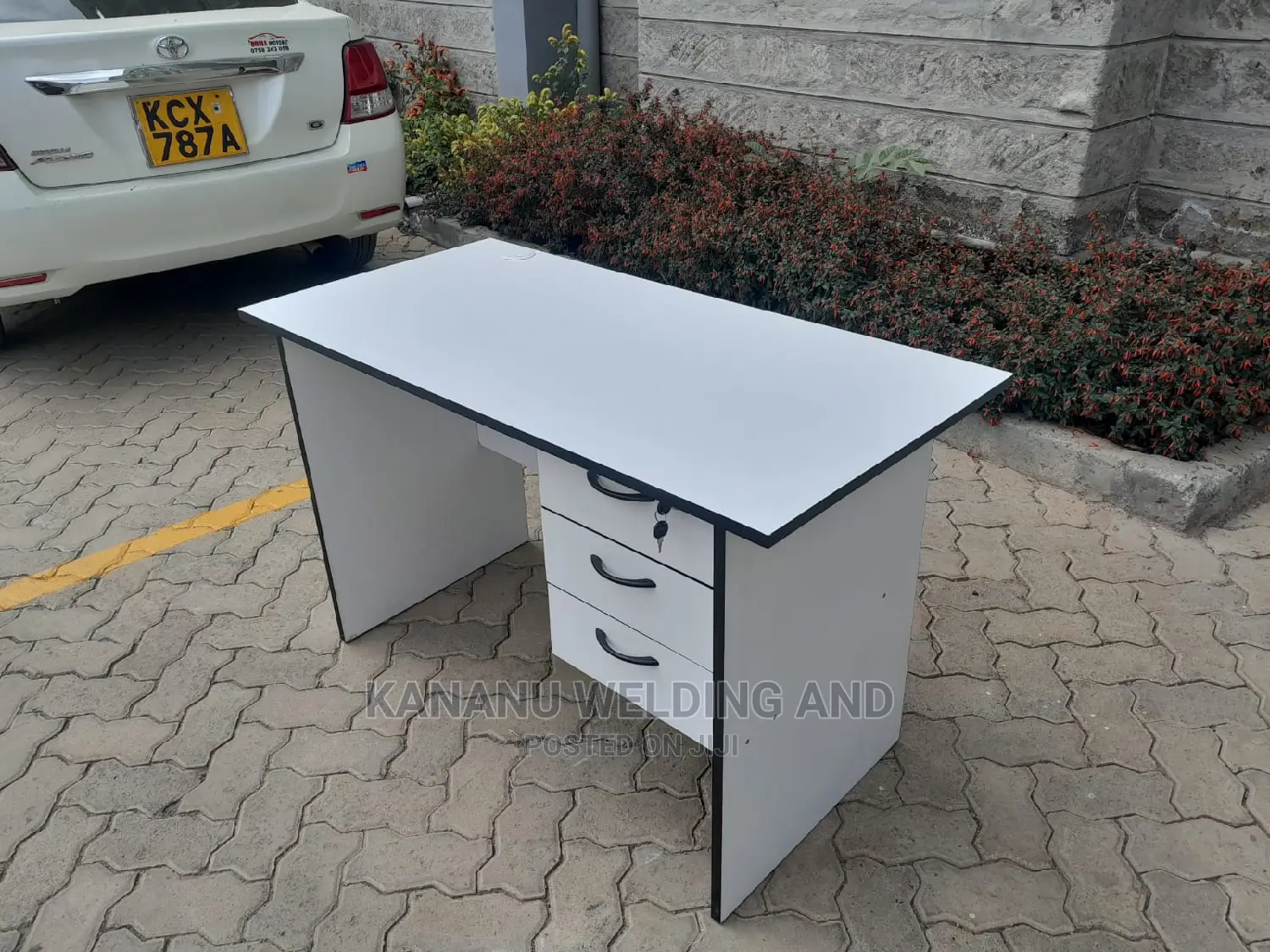 Office Desk