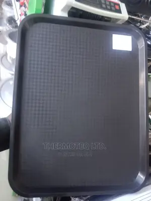 Quality Imported Restaurant Heat Resistant Serving Trays