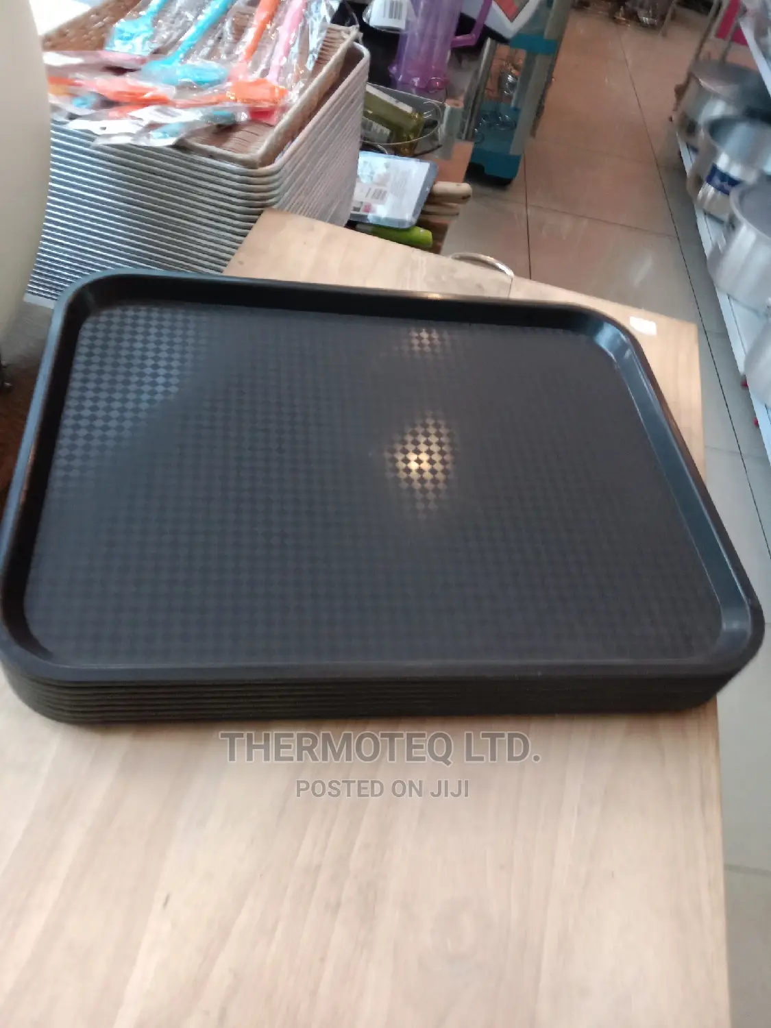 Quality Imported Restaurant Heat Resistant Serving Trays