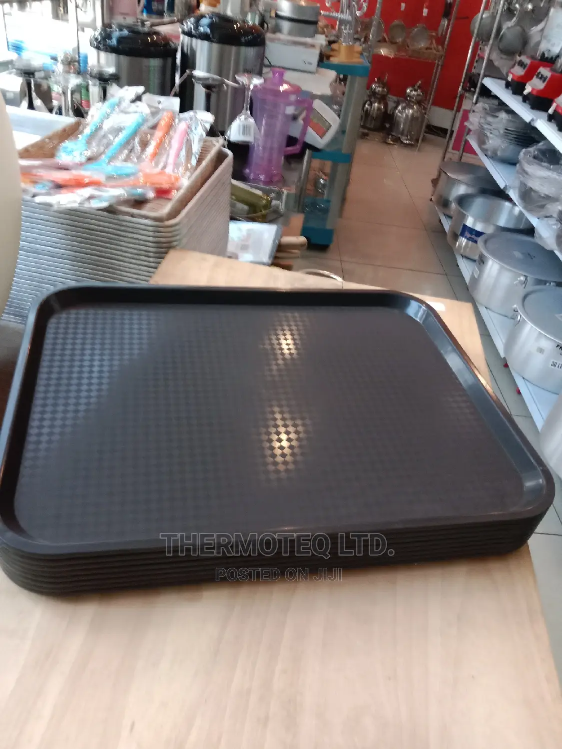Quality Imported Restaurant Heat Resistant Serving Trays
