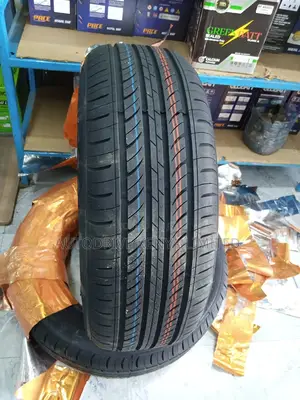 215/60r16 Bearway Tyre