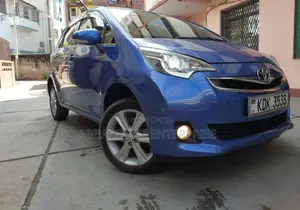 Toyota Ractis 1.5 AWD 2015 Blue