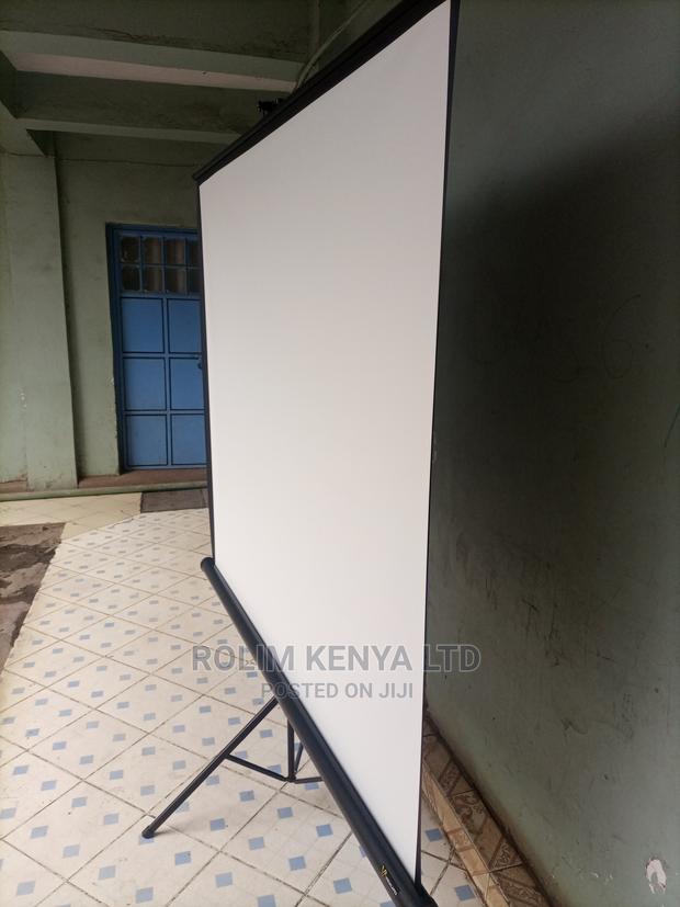 Tripod Projection Screen 84”X84” for Hire. - main view