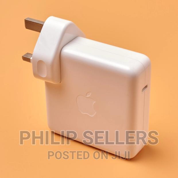 Apple A2166, 96W USB-C Power Adapter - Macbook Charger - thumbnail 3