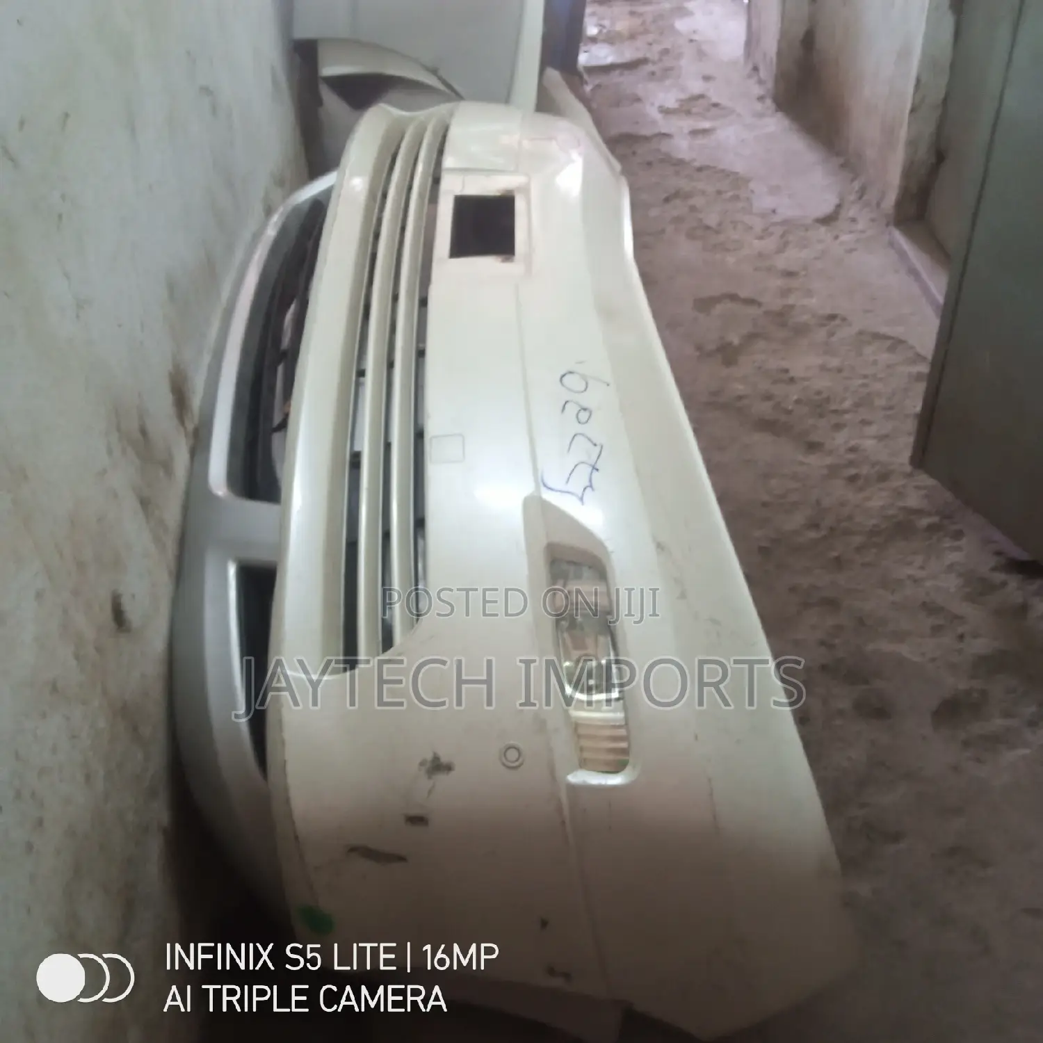 Toyota Alphard 2012 Bumper