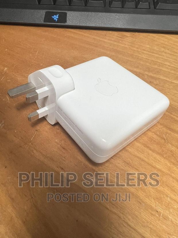 96W USB-C Macbook Pro Power Adaptor Charger - thumbnail 4