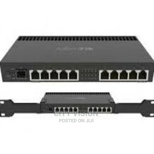 Mikrotik RB4011 Router Board - main view