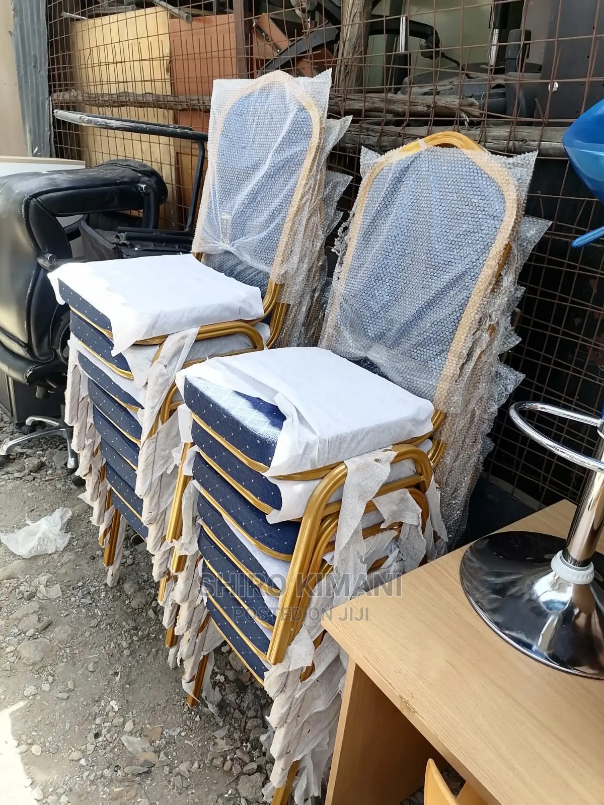 High Quality Conference Chair