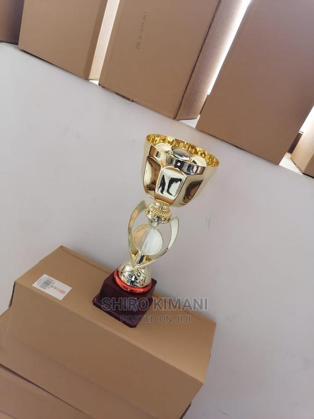 Best Quality Trophies - thumbnail 2