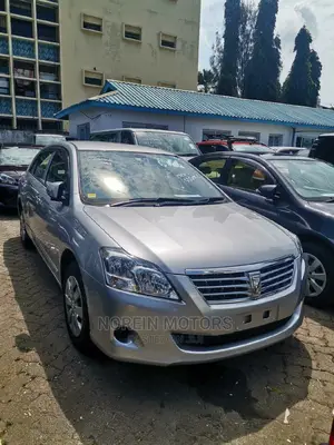 Toyota Premio 2016 Silver
