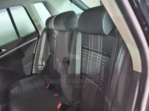 Volkswagen Tiguan 2016 Blue