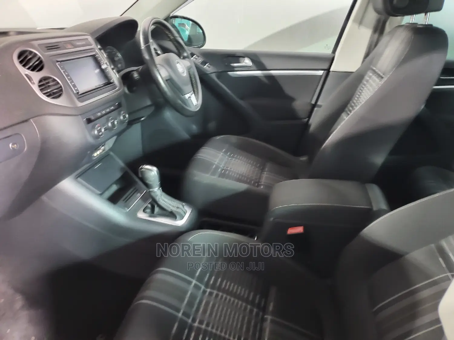 Volkswagen Tiguan 2016 Blue
