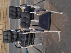 Visitors Waiting Chairs