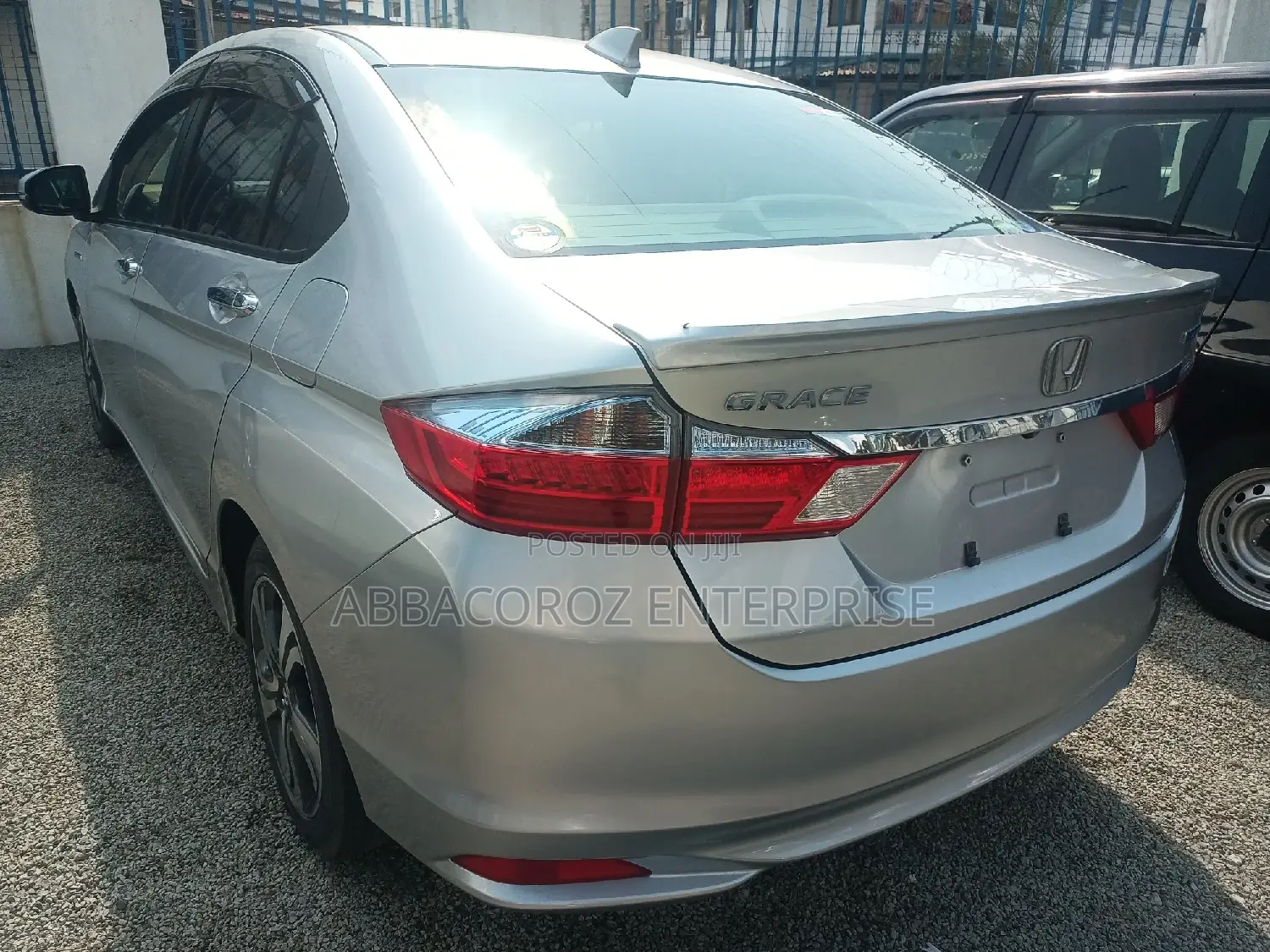 Honda Grace 1.5 Hybrid AWD 2016 Silver
