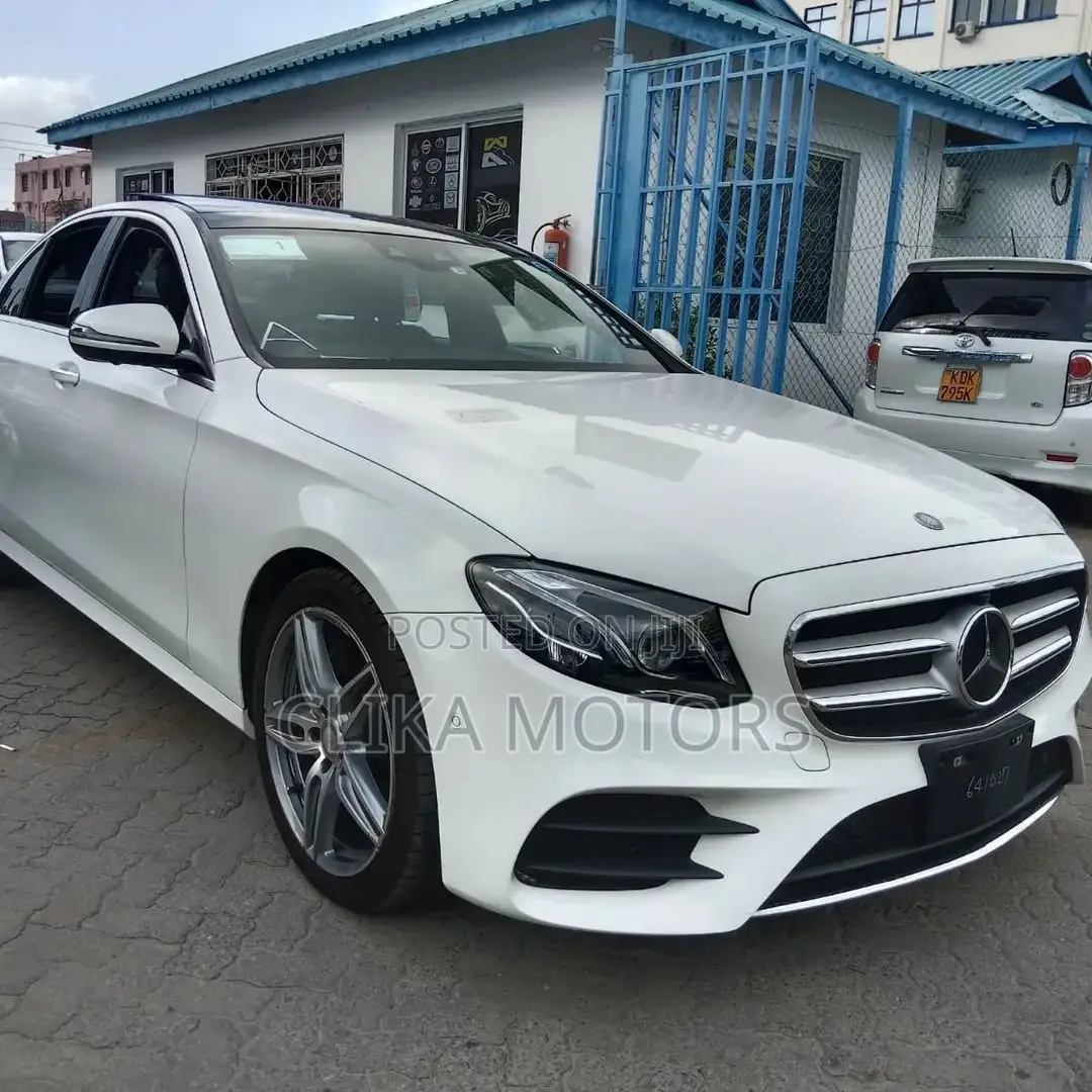 Mercedes-Benz E200 2016 Pearl