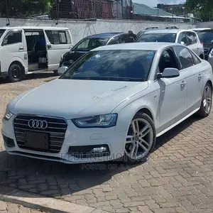 Audi A4 2.0T Premium AWD quattro 2016 Pearl