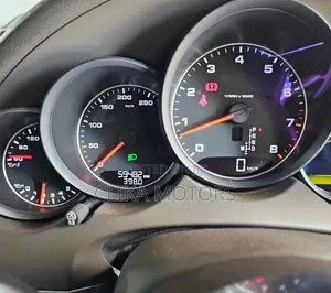 Porsche Cayenne 2016 Pearl