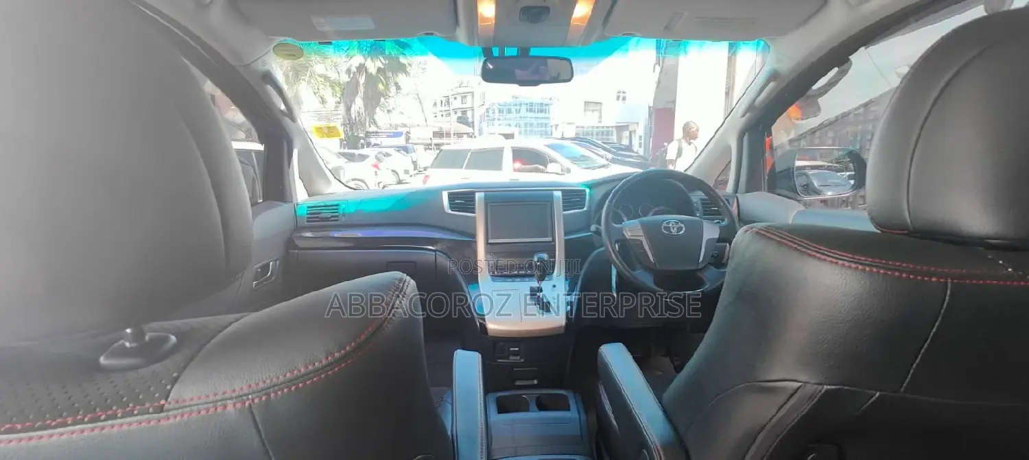 Toyota Vellfire 2014 Black