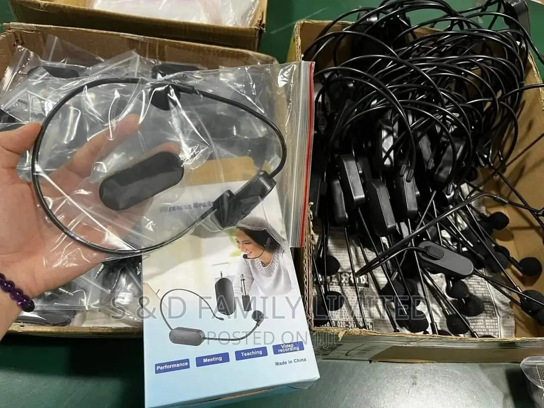 Wireless Headrest Lapel Microphone