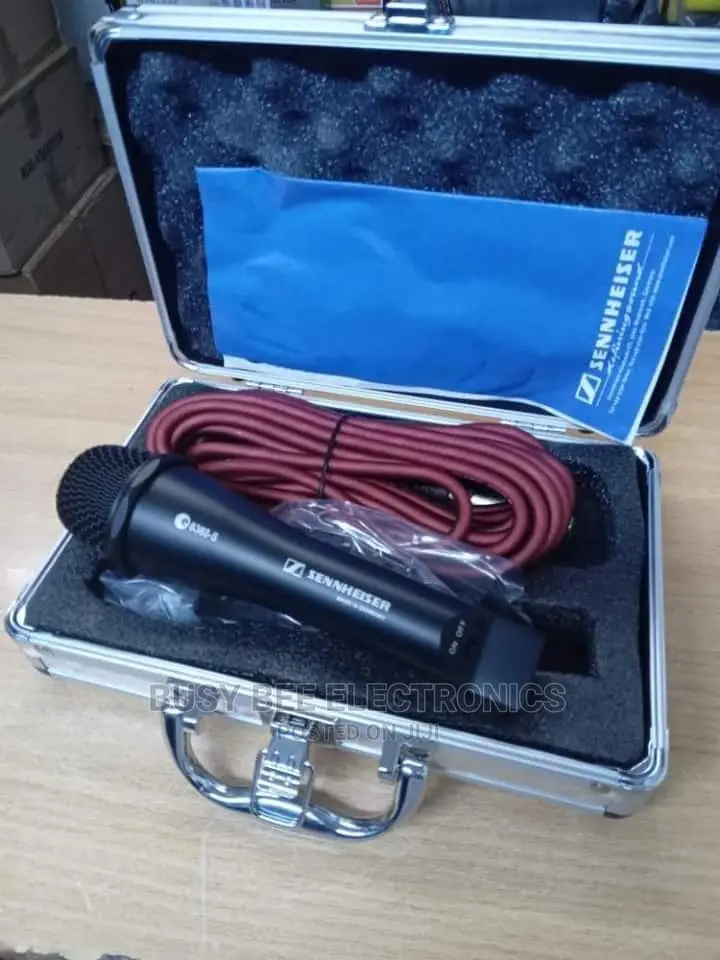 Wired Microphone With Briefcase