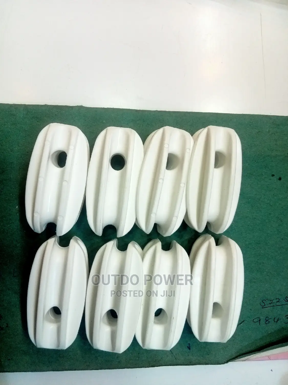 End Strain Insulators Heavy Duty - White