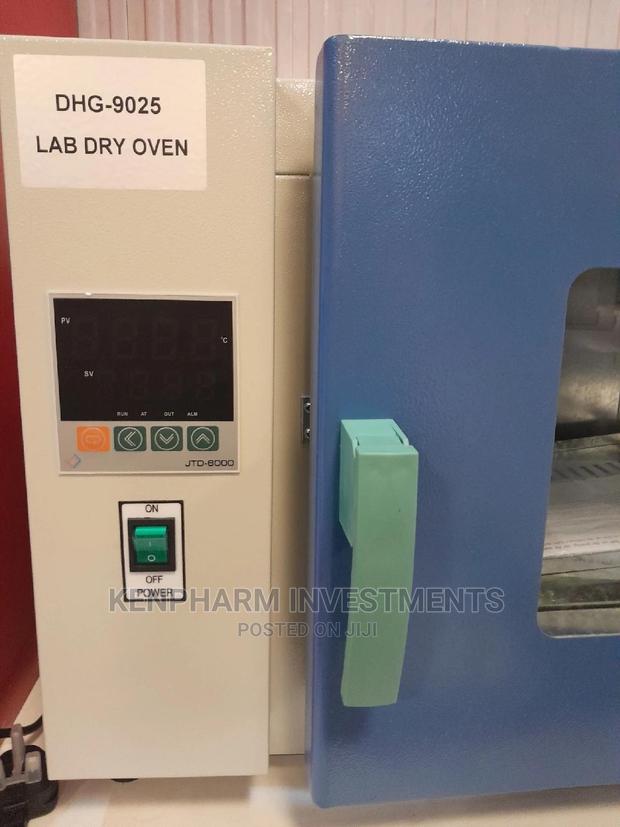 Drying Oven/ Dry Lab Oven