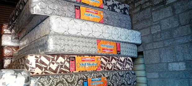 5by6 10inch Quilted Mattresses. - thumbnail 3