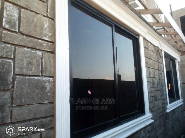 111 Customized Aluminium Windows - main view