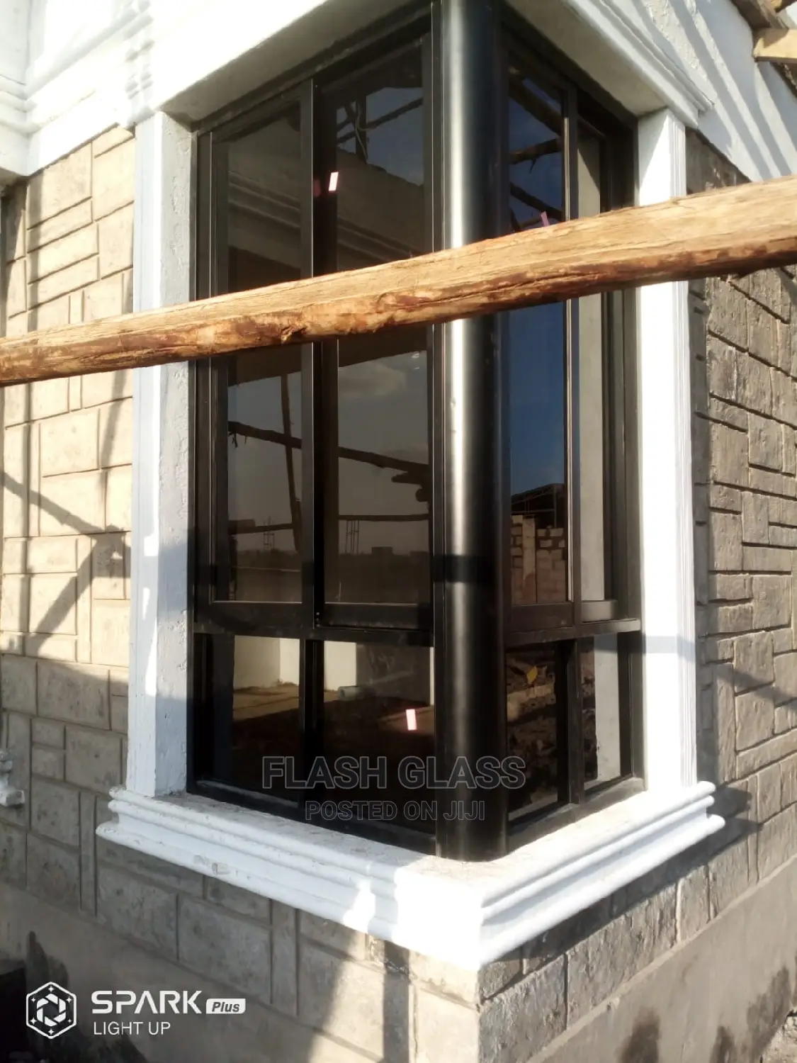 111 Customized Aluminium Windows