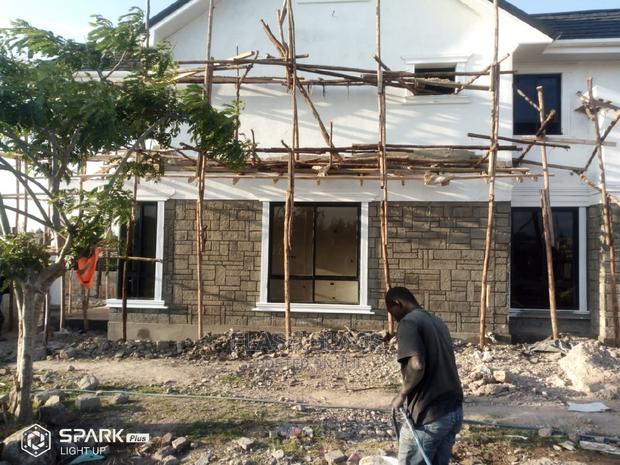 111 Customized Aluminium Windows - thumbnail 13