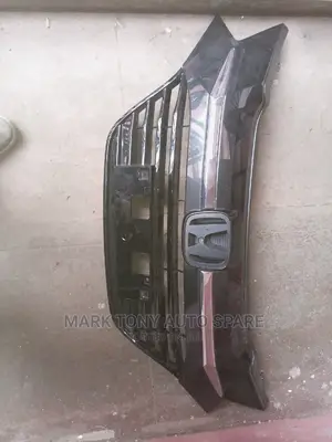 Honda Vezel Grill